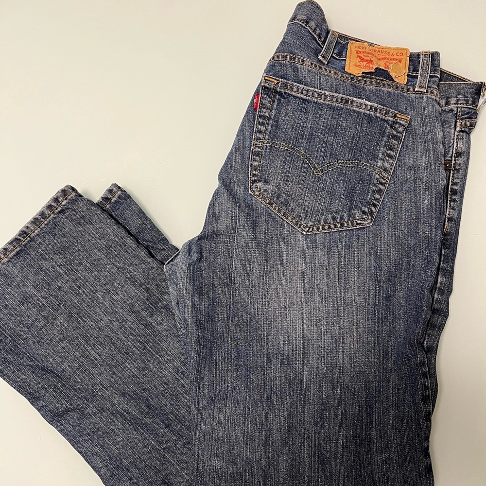 Levi’s 559 Relaxed Straight Jeans W38 L32 – Classic Blue Denim